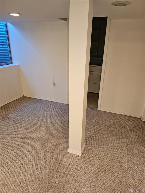 24910 Glenbrooke Drive, Southfield, MI 48033 — Photo 29