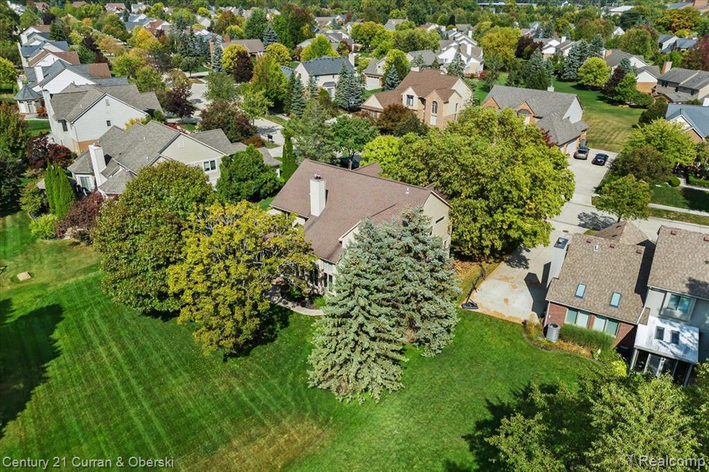 45499 Addington Lane, Novi, MI — Photo 40