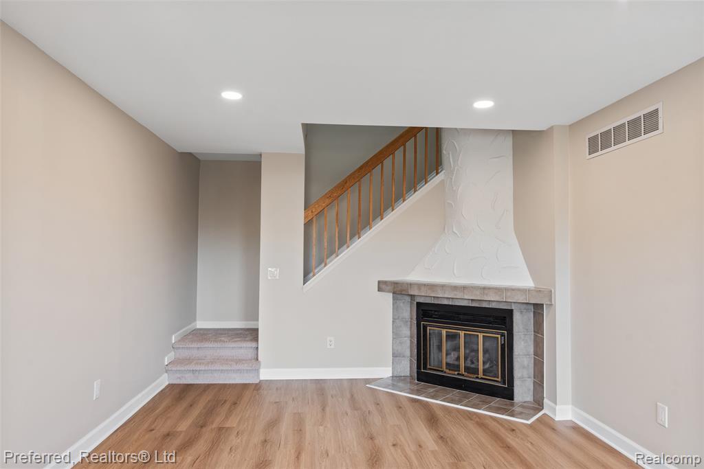 30998 W Country W, 187, Farmington Hills, MI 48331 — Photo 10