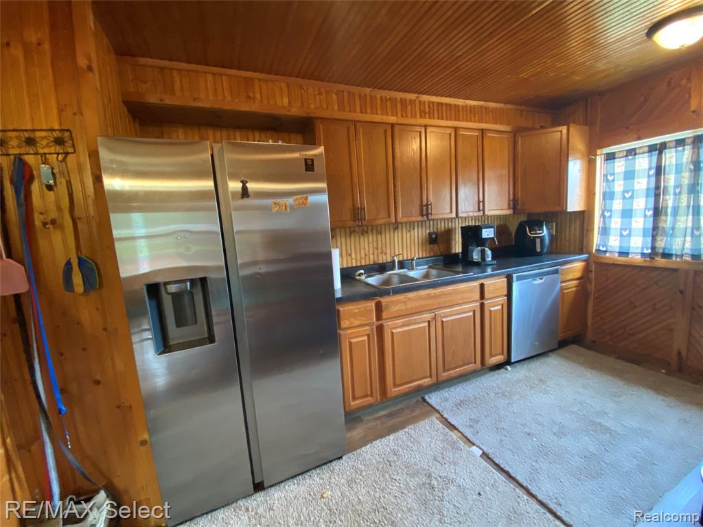 5151 Kendall Drive, Burton, MI 48509 — Photo 10