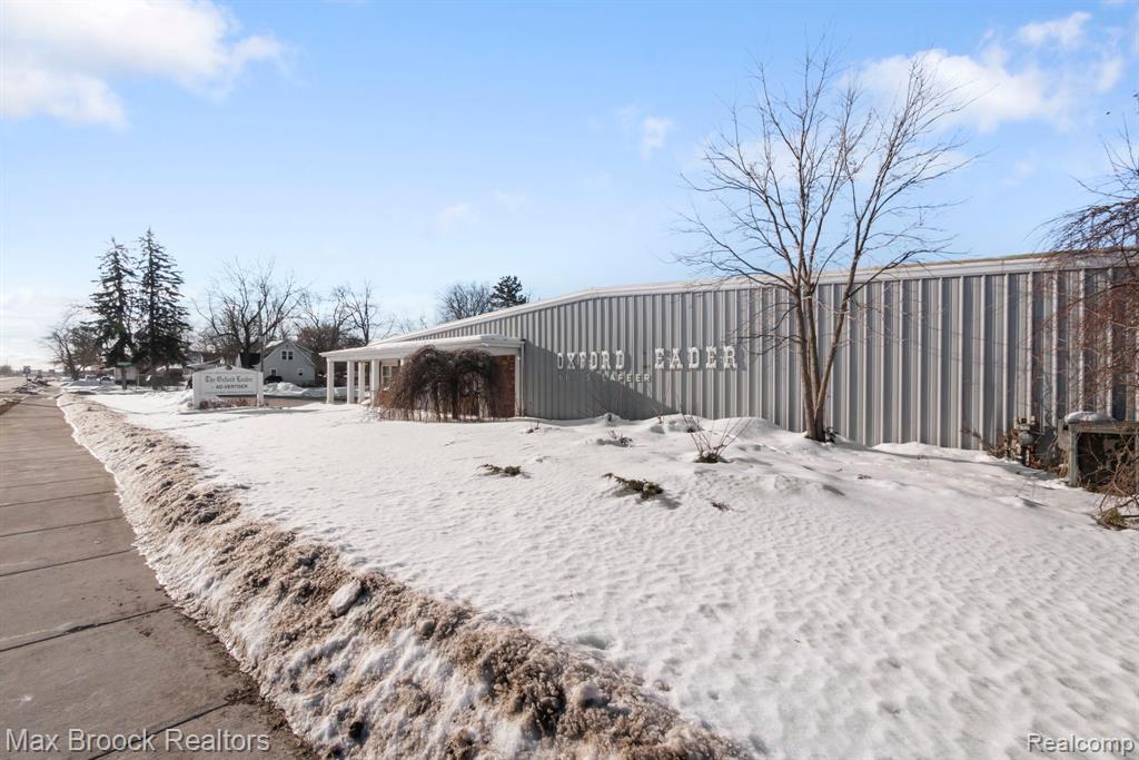 666 S Lapeer Road, Oxford, MI 48371 — Photo 11