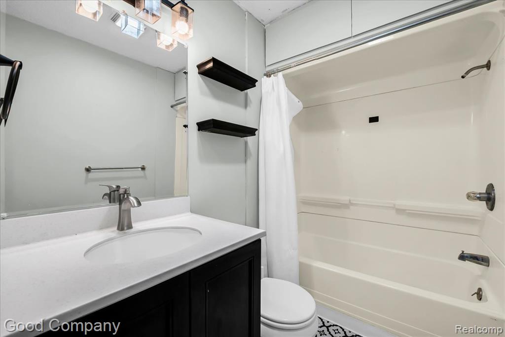 403 Donna Drive, Clinton, MI 49236 — Photo 18