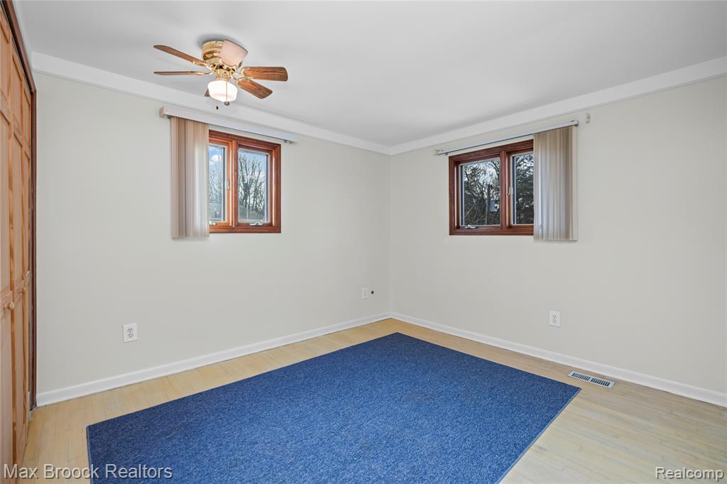 6335 Thorneycroft Drive, Shelby Twp, MI 48316 — Photo 25