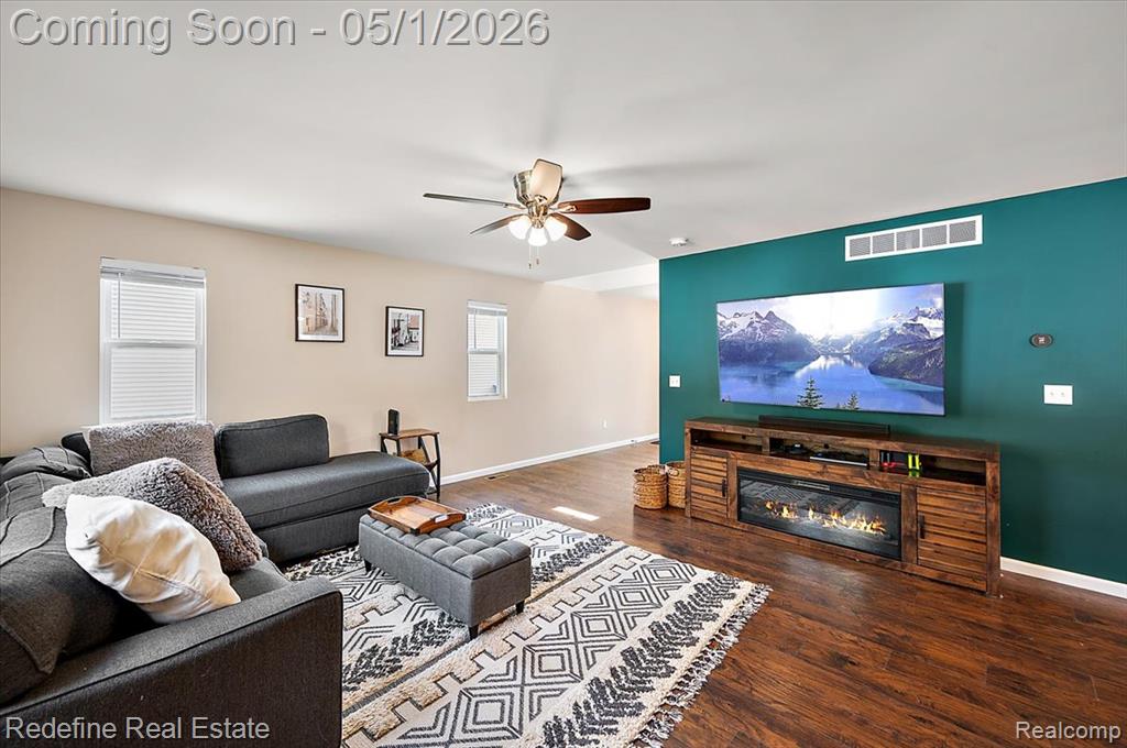 310 Fountain Park Drive, Waterford, MI 48327 — Photo 7
