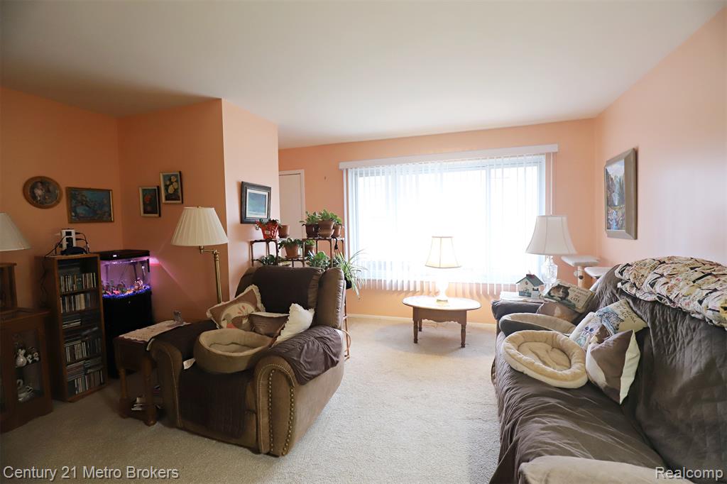1184 Normandy Terrace Drive, Flint, MI 48532 — Photo 4