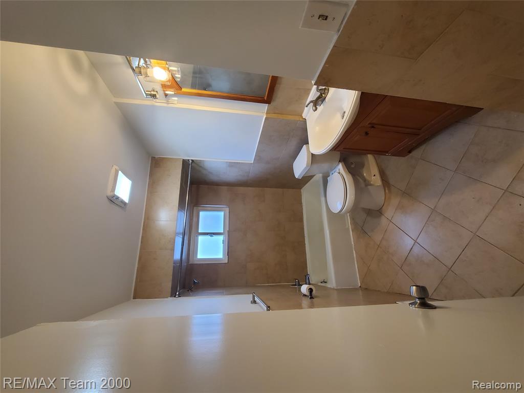 5637 MERRICK Street, Dearborn Heights, MI 48125 — Photo 9