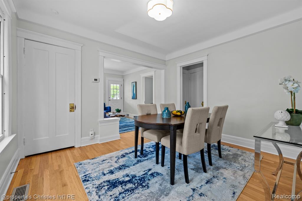 1093-95 Lakepointe Street, Grosse Pointe Park, MI 48230 — Photo 6