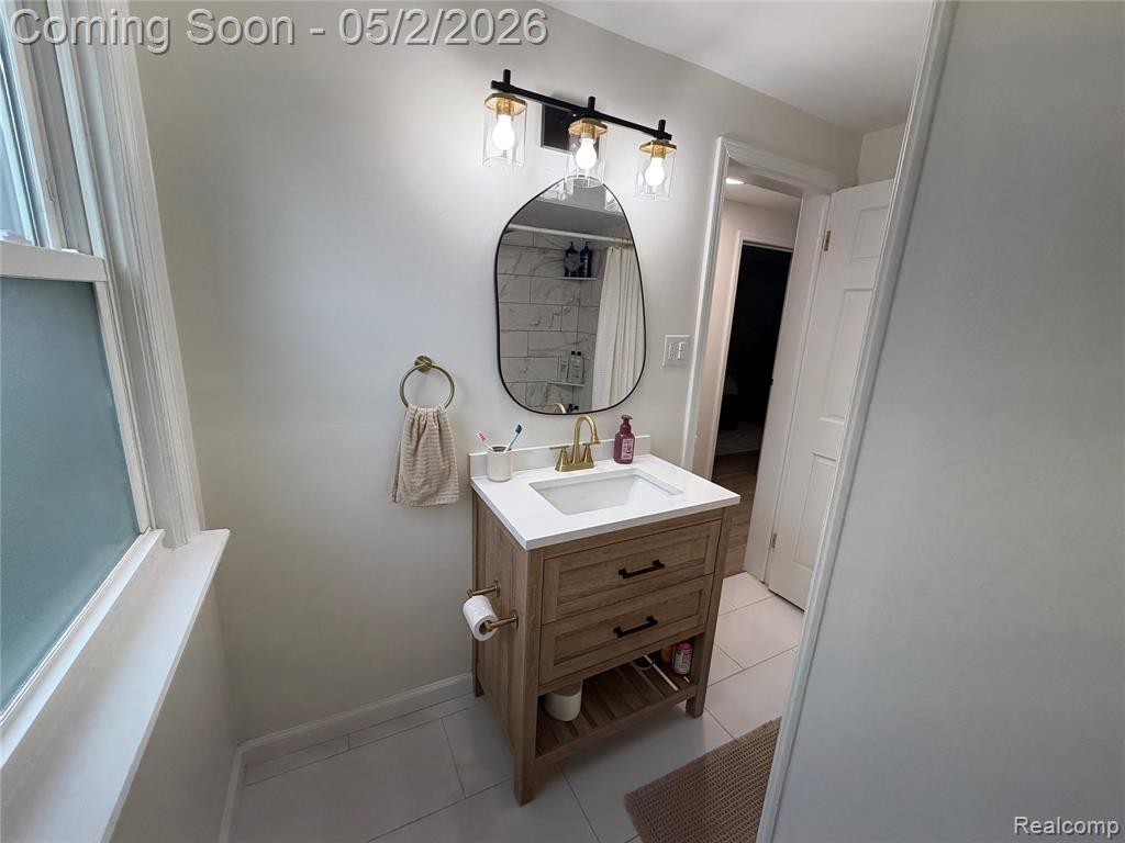 7001 Mayburn Street, Dearborn Heights, MI 48127 — Photo 12