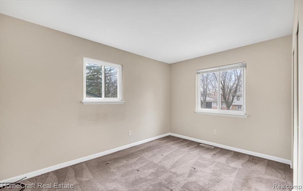 9224 PANAMA Avenue, Ypsilanti, MI 48198 — Photo 14