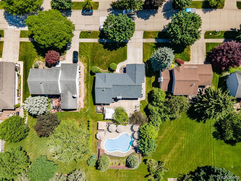 24729 SARAH FLYNN, Novi, MI — Photo 15