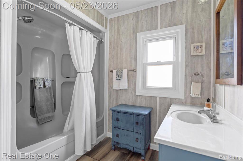 128 S SLATER Street, Lake Orion, MI 48362 — Photo 32