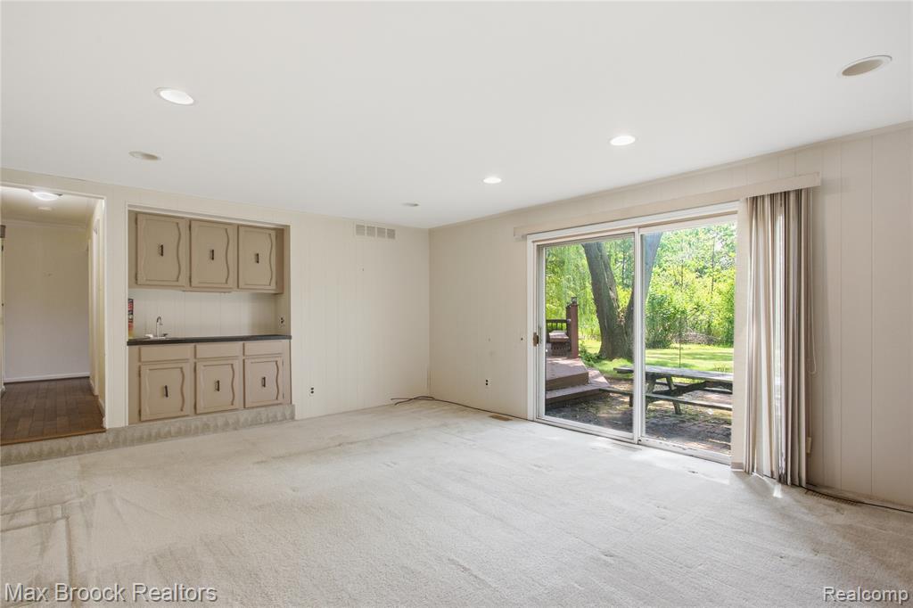 4259 Savoie Trail, West Bloomfield, MI 48323 — Photo 21