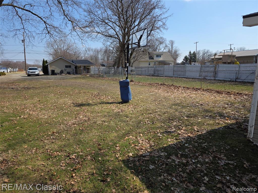 3259 N State Road, Davison, MI 48423 — Photo 24