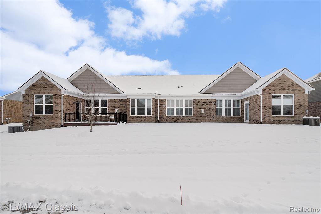 48738 Rockview Road, Novi, MI — Photo 26