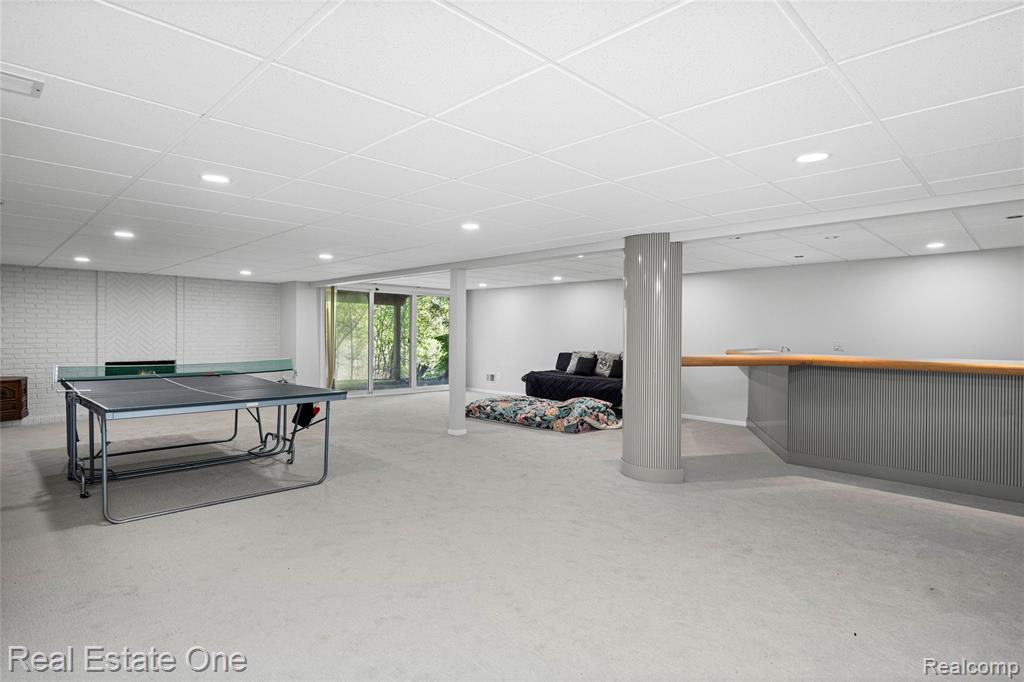 5000 Mirror Lake Court, 19, West Bloomfield, MI 48323 — Photo 41