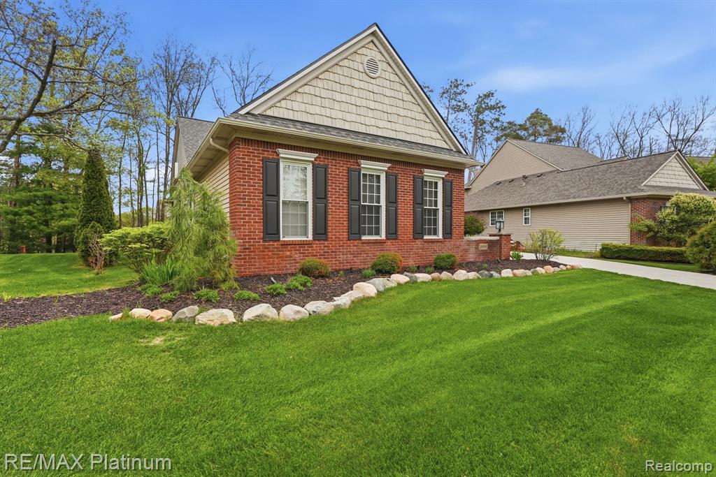 2508 Signature Drive, Pinckney, MI 48169 — Photo 2