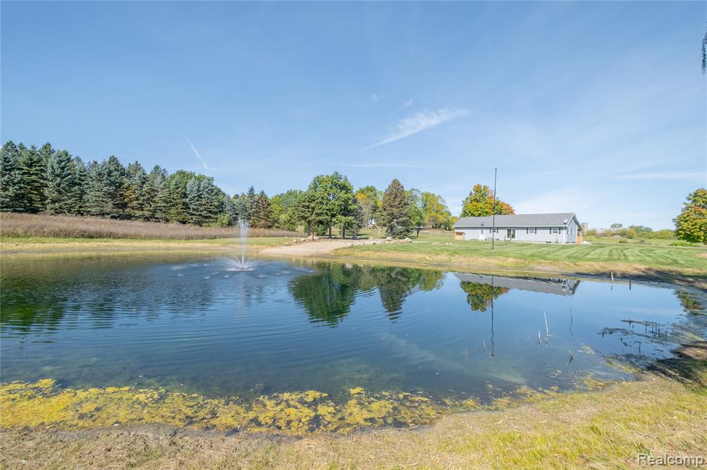 4985 Hollenbeck Road, Columbiaville, MI 48421 — Photo 29