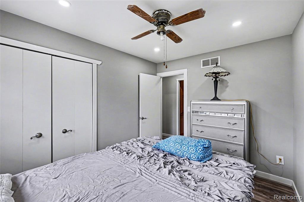 41174 Bernard Drive, Sterling Heights, MI 48313 — Photo 21