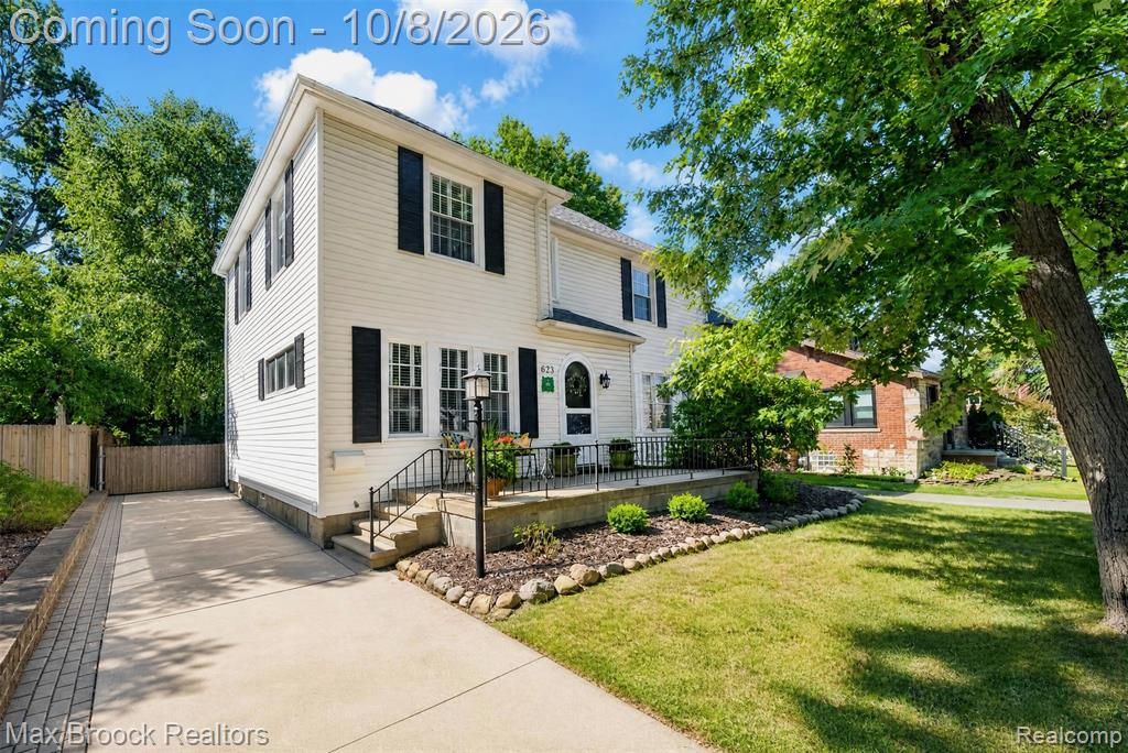 623 W Troy Street, Ferndale, MI 48220