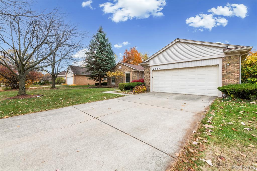 4537 Whisper Way Drive, Troy, MI 48098 — Photo 5