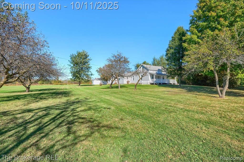 5234 Kelly Road, Flint, MI 48504 — Photo 9