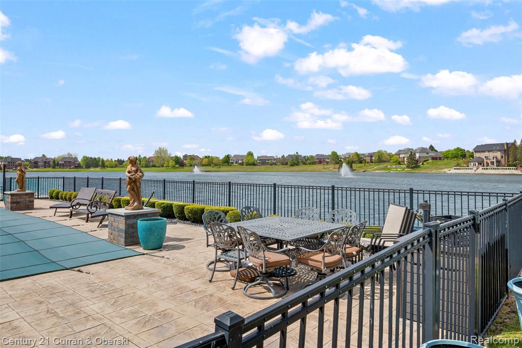 18091 Peninsula Way, Northville, MI 48168 — Photo 60