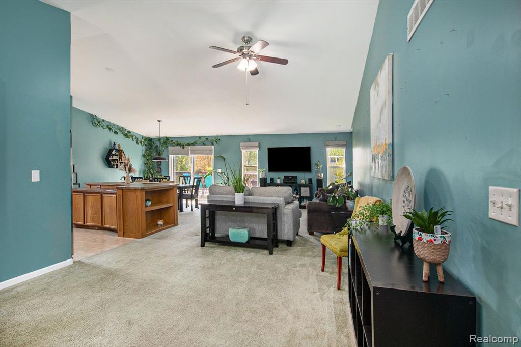 494 SWEET BRIAR Ridge, Linden, MI 48451 — Photo 4