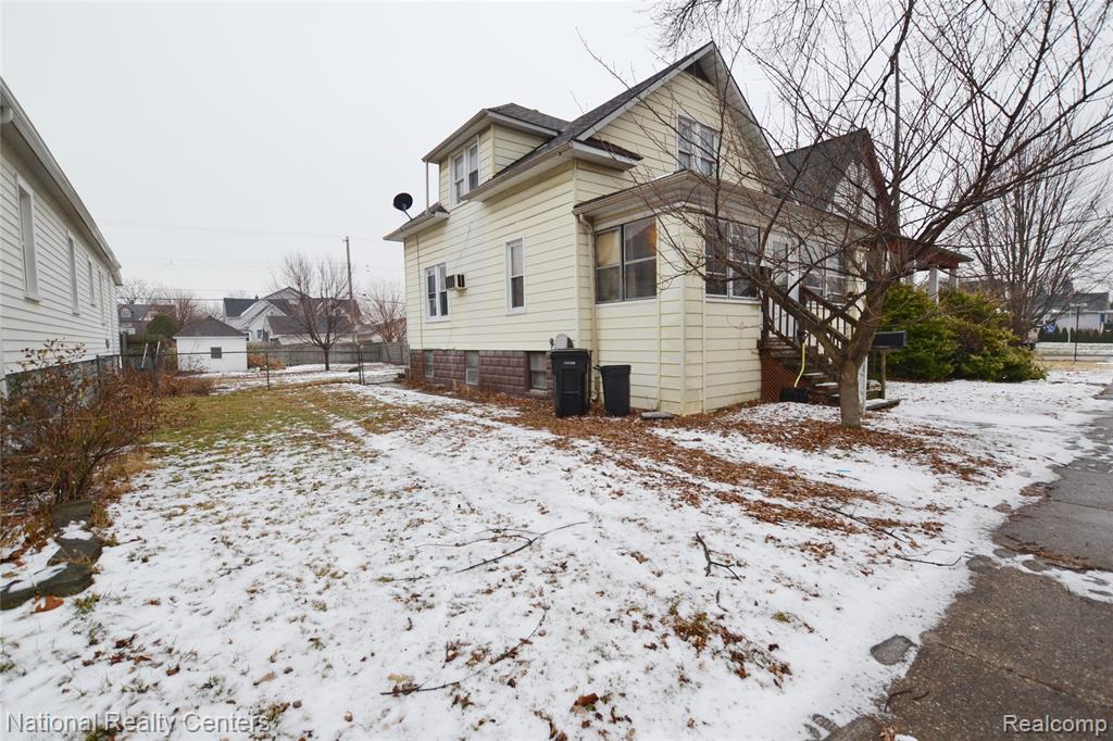 757 Orchard Street, Wyandotte, MI 48192 — Photo 26