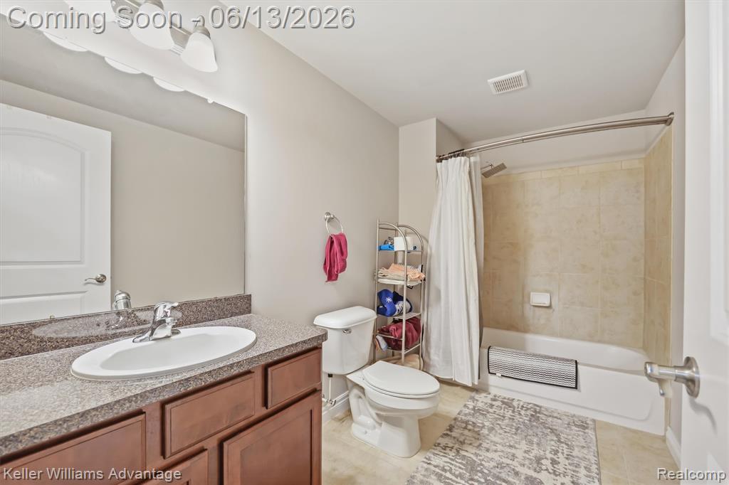 23740 Stoneleigh Drive, South Lyon, MI 48178 — Photo 49