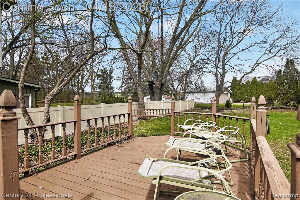 9343 Caprice Drive, Plymouth, MI 48170 — Photo 38