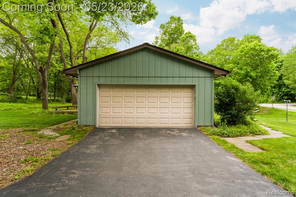 14148 Hayrake Hollow, Chelsea, MI 48118 — Photo 42