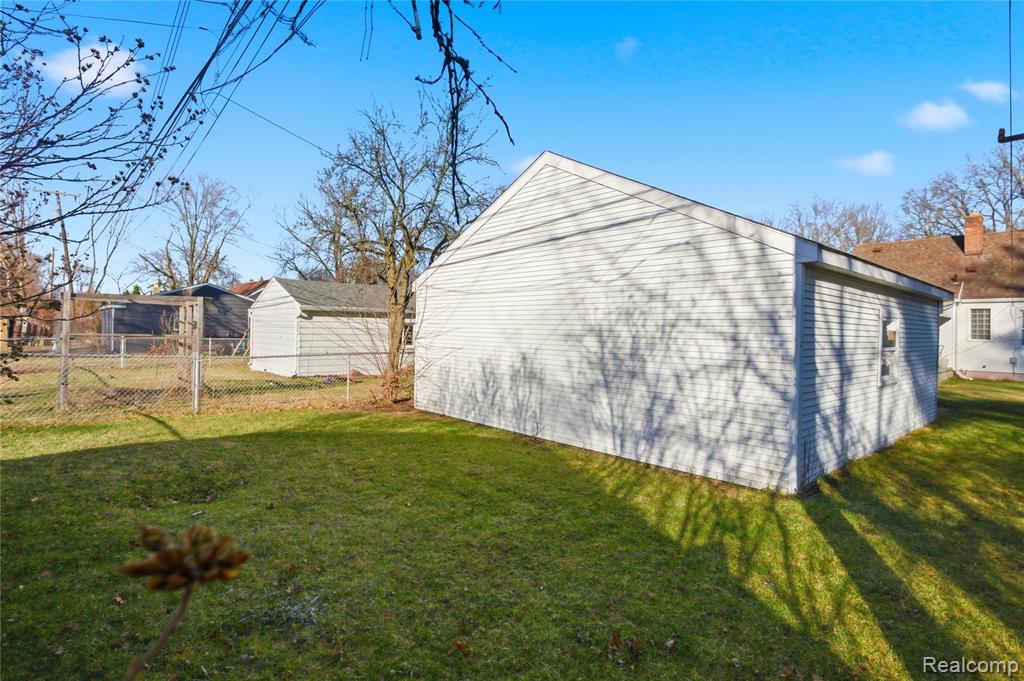 4300 Edmund Street, Wayne, MI 48184 — Photo 34