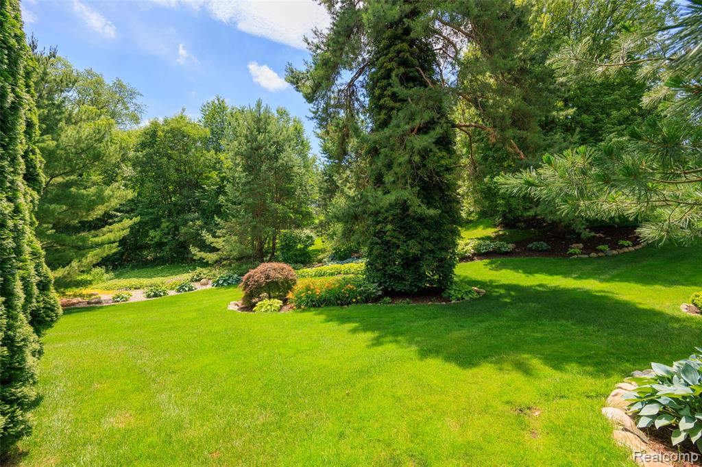 4791 Roundtree Drive, 1, Brighton, MI 48116 — Photo 45