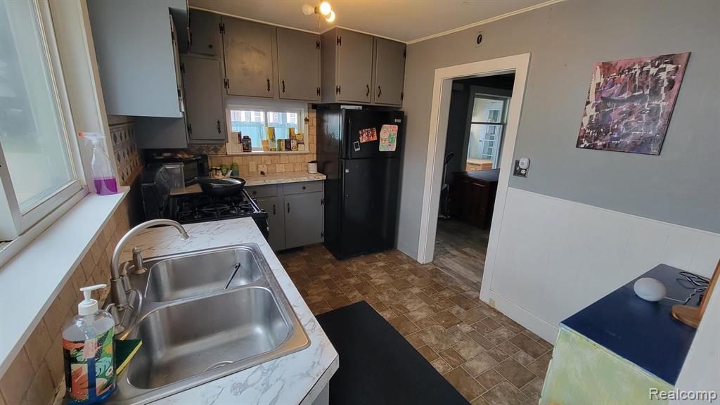 135 HANDLEY Street, Imlay City, MI 48444 — Photo 12