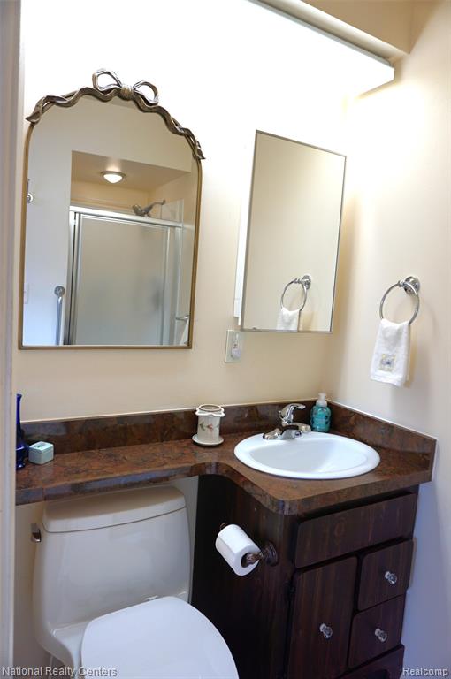 8563 Cavell Street, Westland, MI — Photo 13