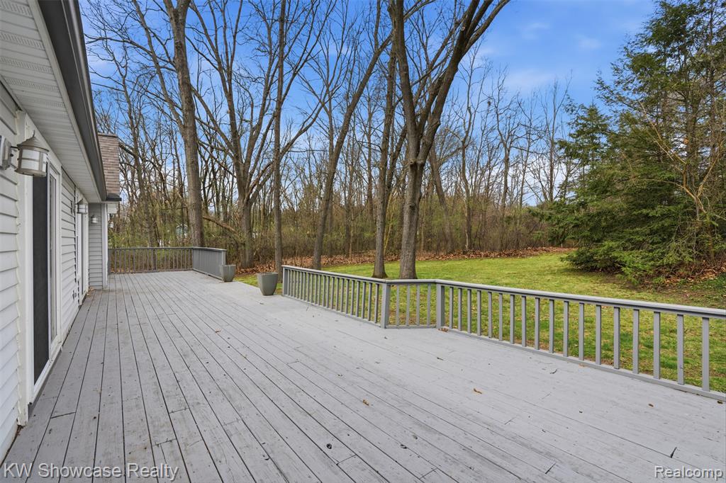 9842 Cedar Island Road, White Lake, MI — Photo 31