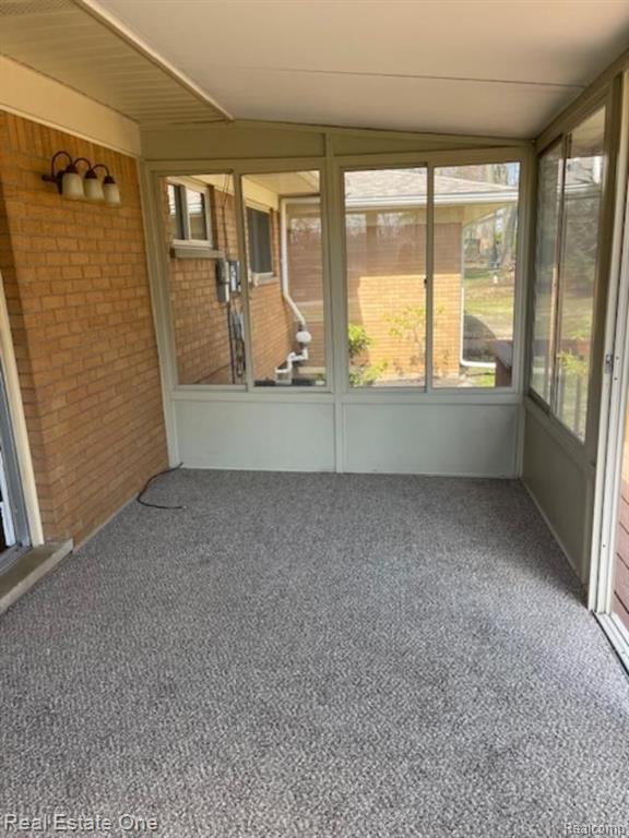 5824 WARBLER Drive, Clarkston, MI — Photo 15