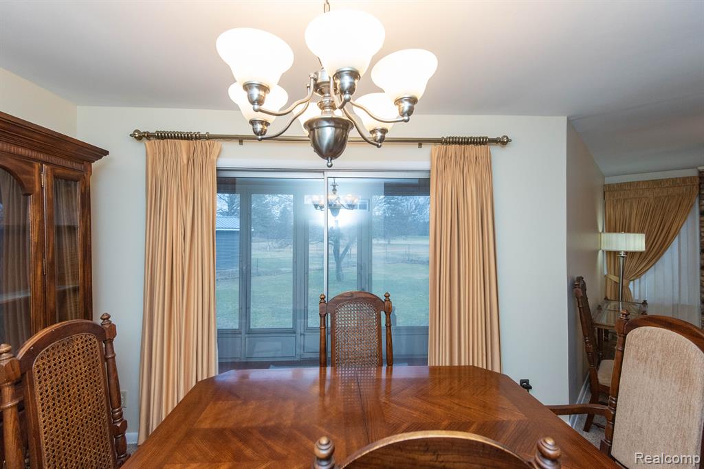 6226 GOLFVIEW Drive, Burton, MI 48509 — Photo 52