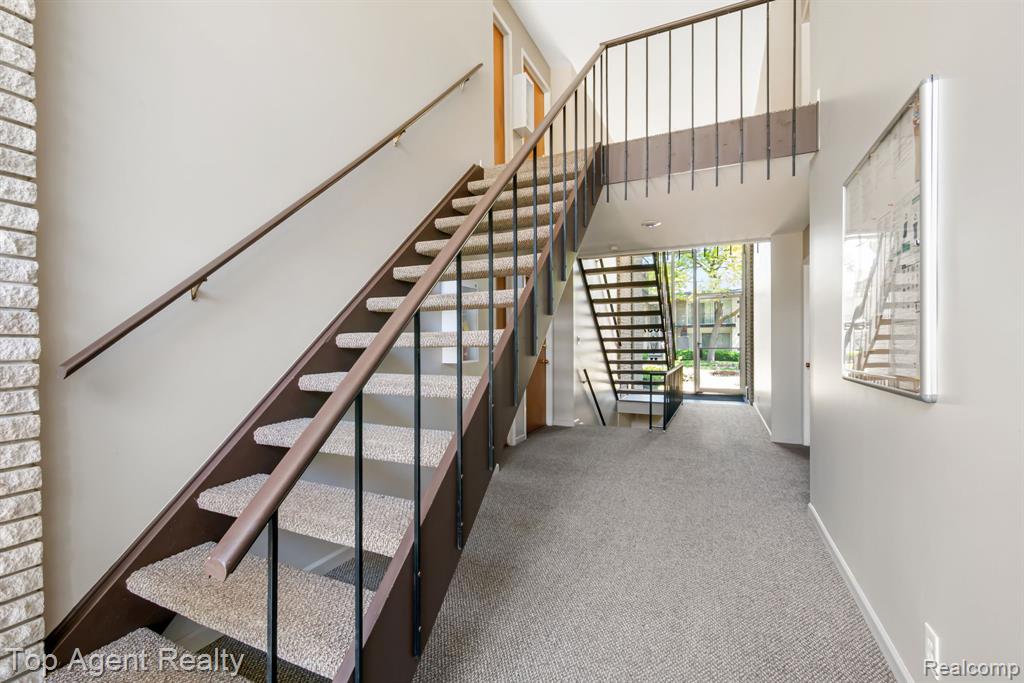 8657 Kennedy Circle, Warren, MI 48093 — Photo 20