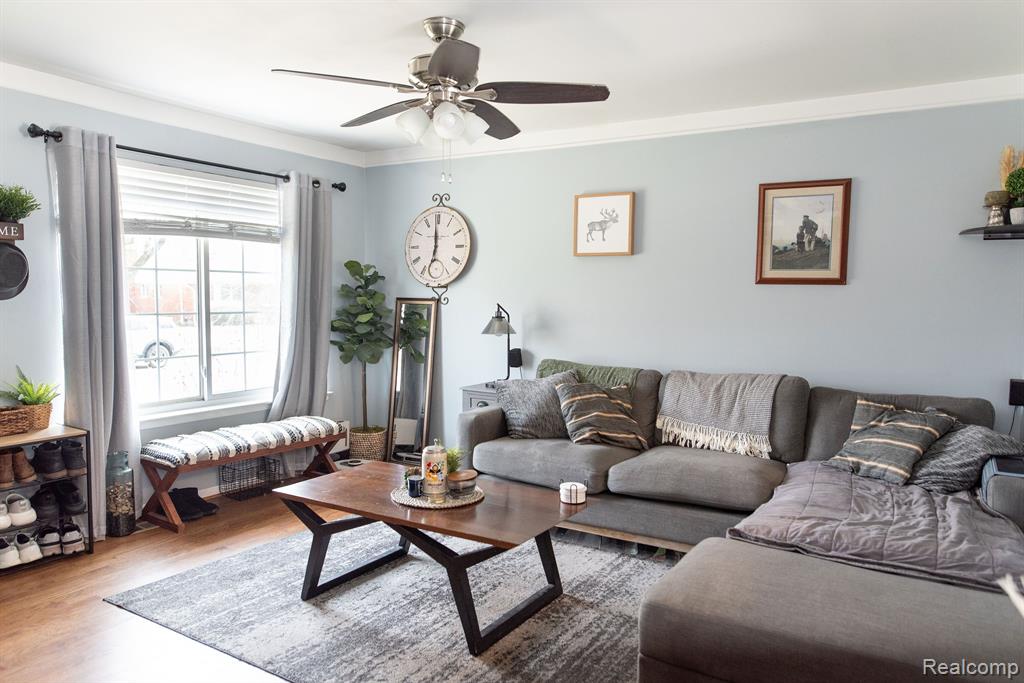 4411 BRIARWOOD Avenue, Royal Oak, MI 48073 — Photo 5