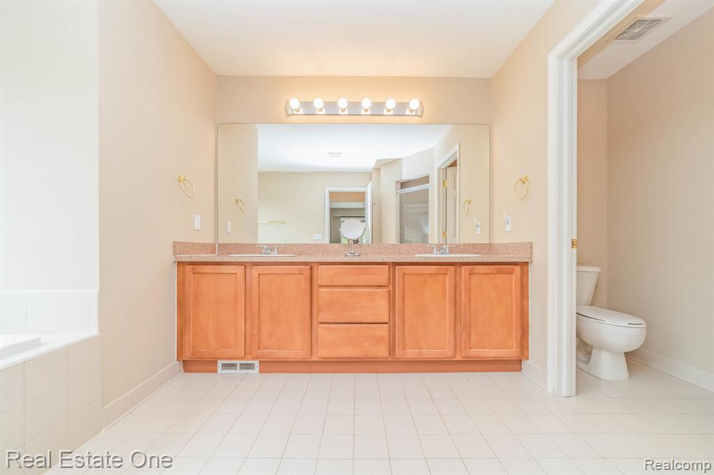 17017 BOULDER Drive, Northville, MI 48168 — Photo 61