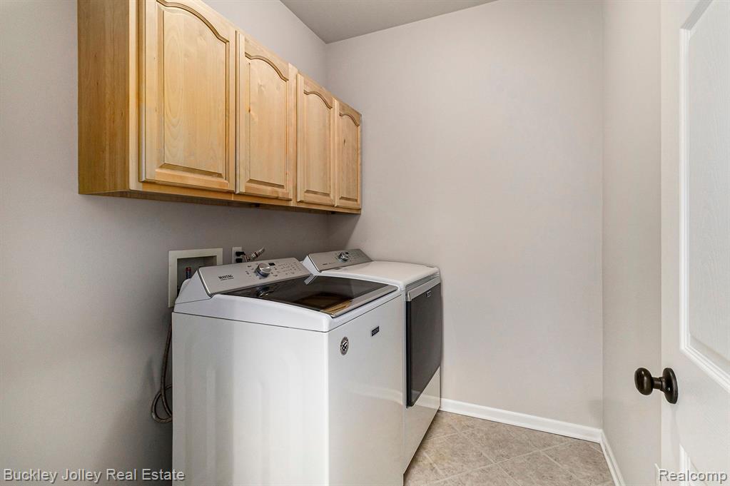 3736 VICKSBURG Way, Howell, MI 48843 — Photo 19