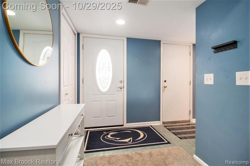 42697 Redfern Street, Canton, MI 48187 — Photo 5