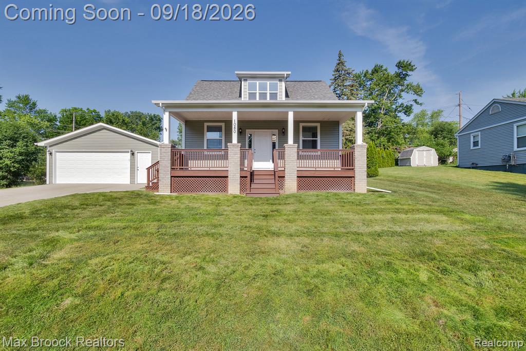 1080 Oregon Boulevard, Waterford, MI 48327