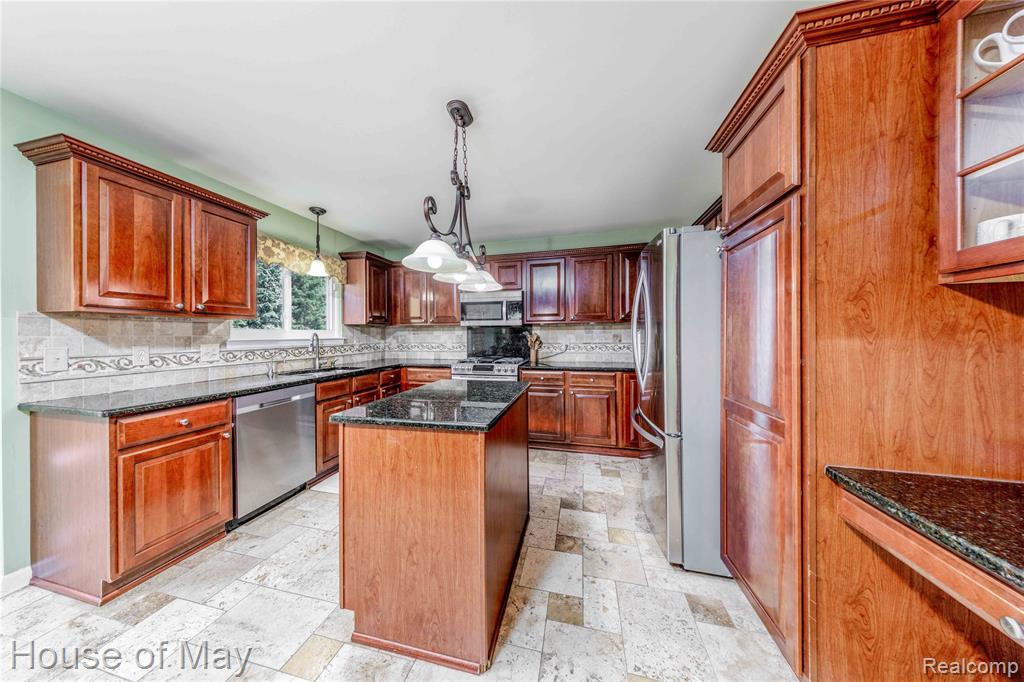 3044 Pheasant Run East Drive, Wixom, MI 48393 — Photo 7