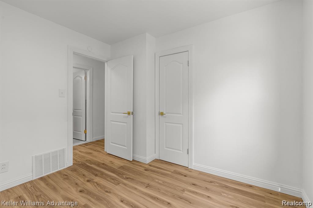 20558 Oakfield Street, Detroit, MI 48235 — Photo 14