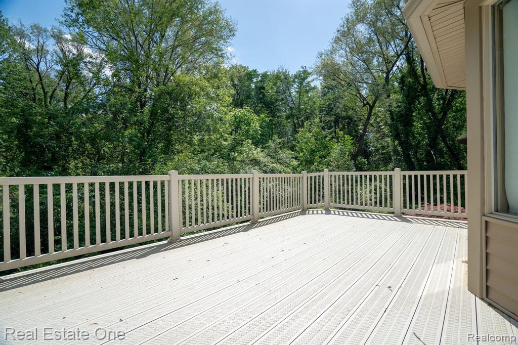 6894 LANCEWOOD, Shelby Twp, MI 48316 — Photo 25