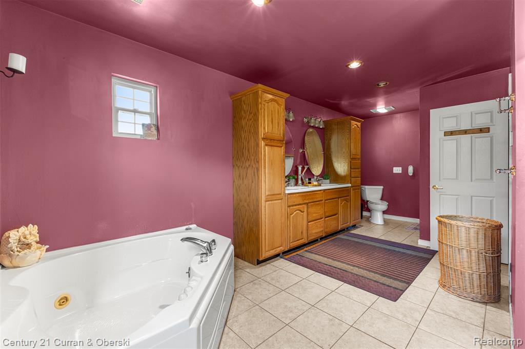 8095 S Huron River Drive, Ypsilanti, MI 48197 — Photo 25