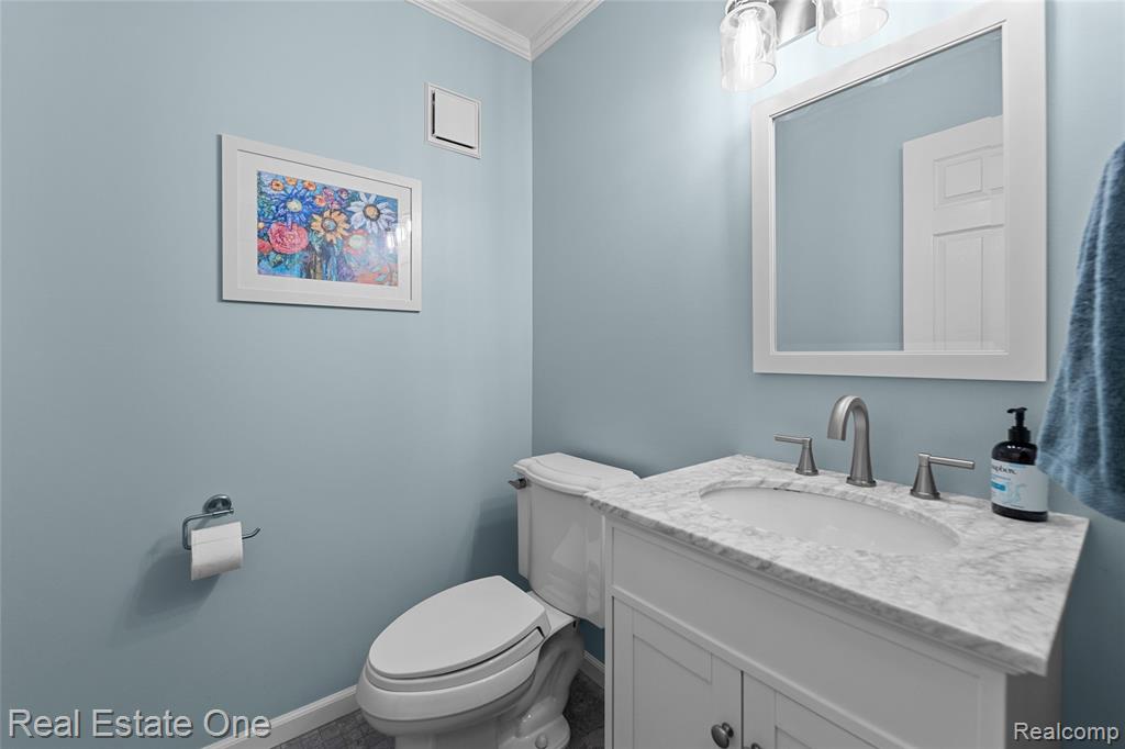 5092 Julian Drive, Troy, MI 48085 — Photo 15