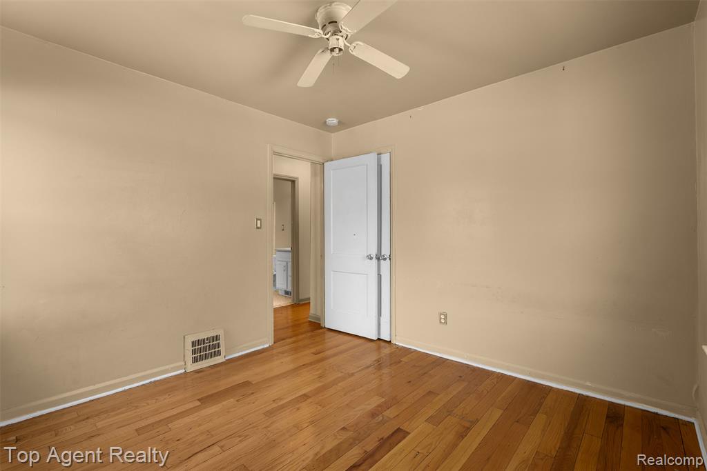 4948 Howe Road, Wayne, MI 48184 — Photo 20